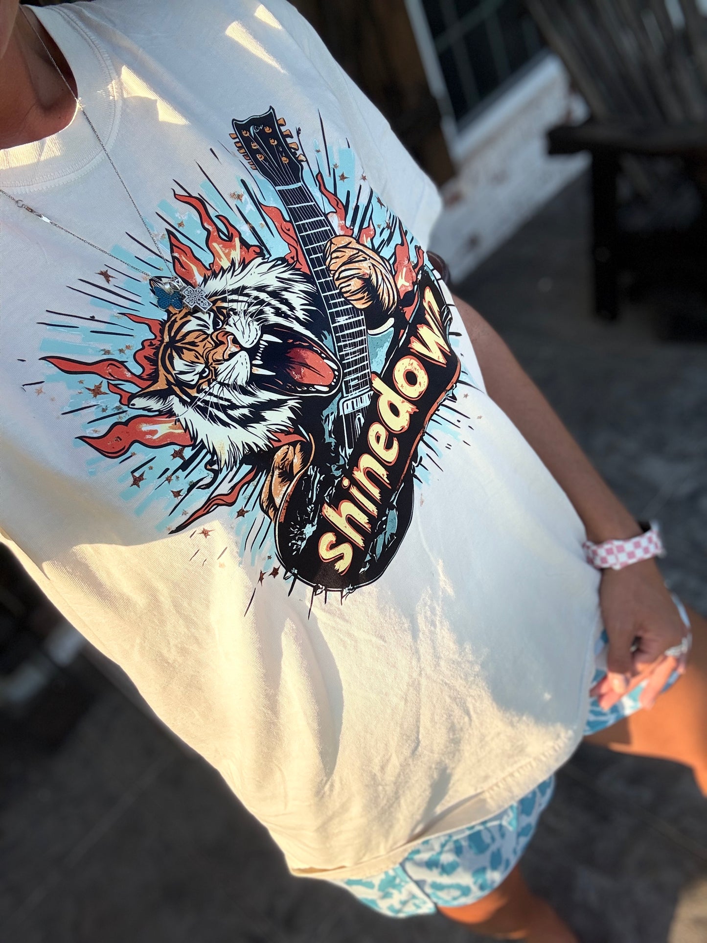 SHINEDOWN GRAPHIC TEE