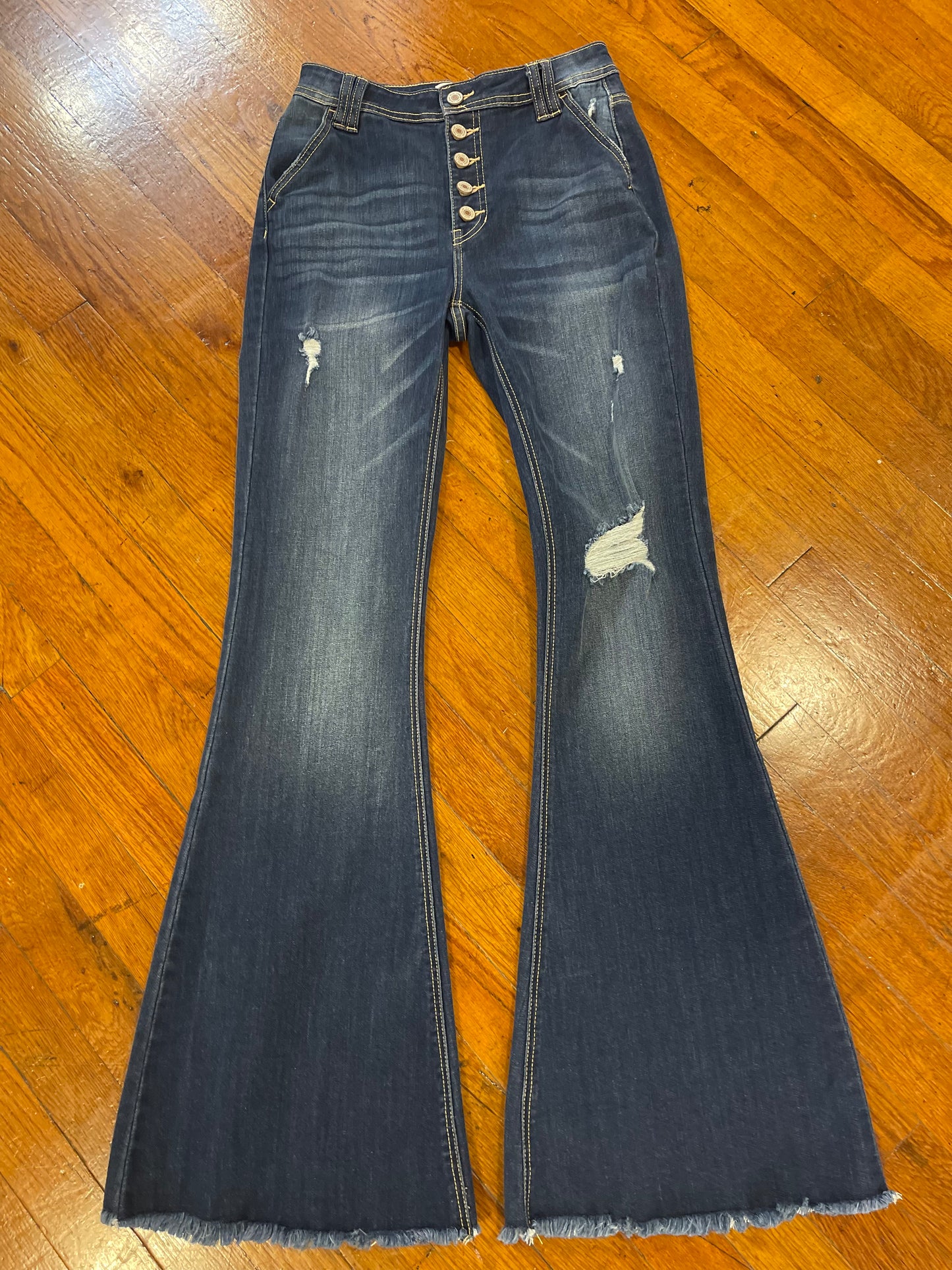 KanCan Dark Flare Frayed