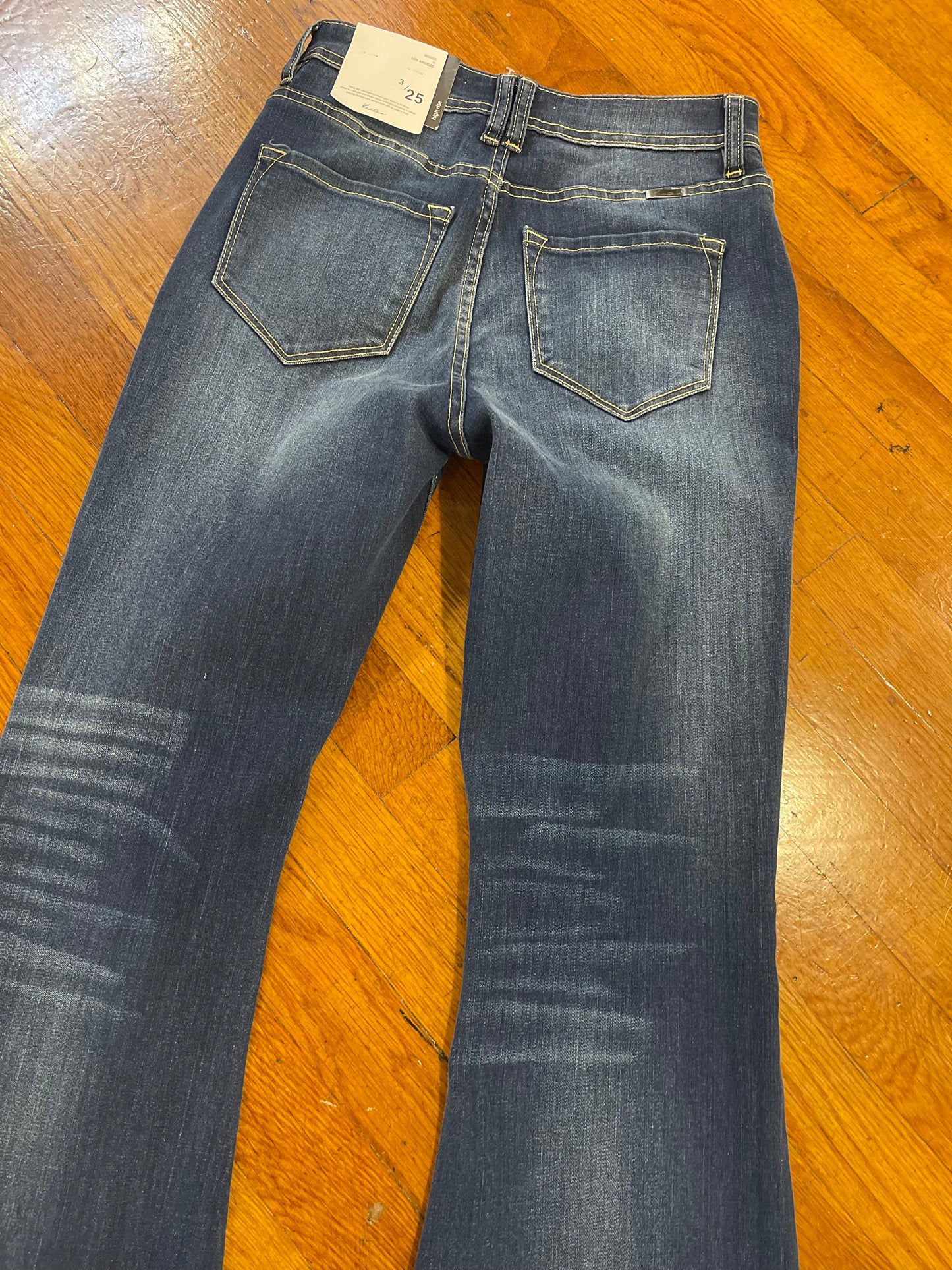KanCan Dark Flare Frayed