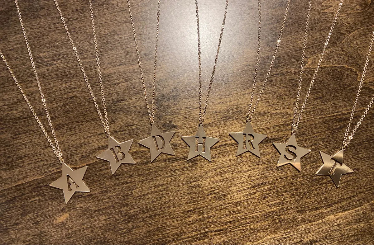 INITIAL PENDANT