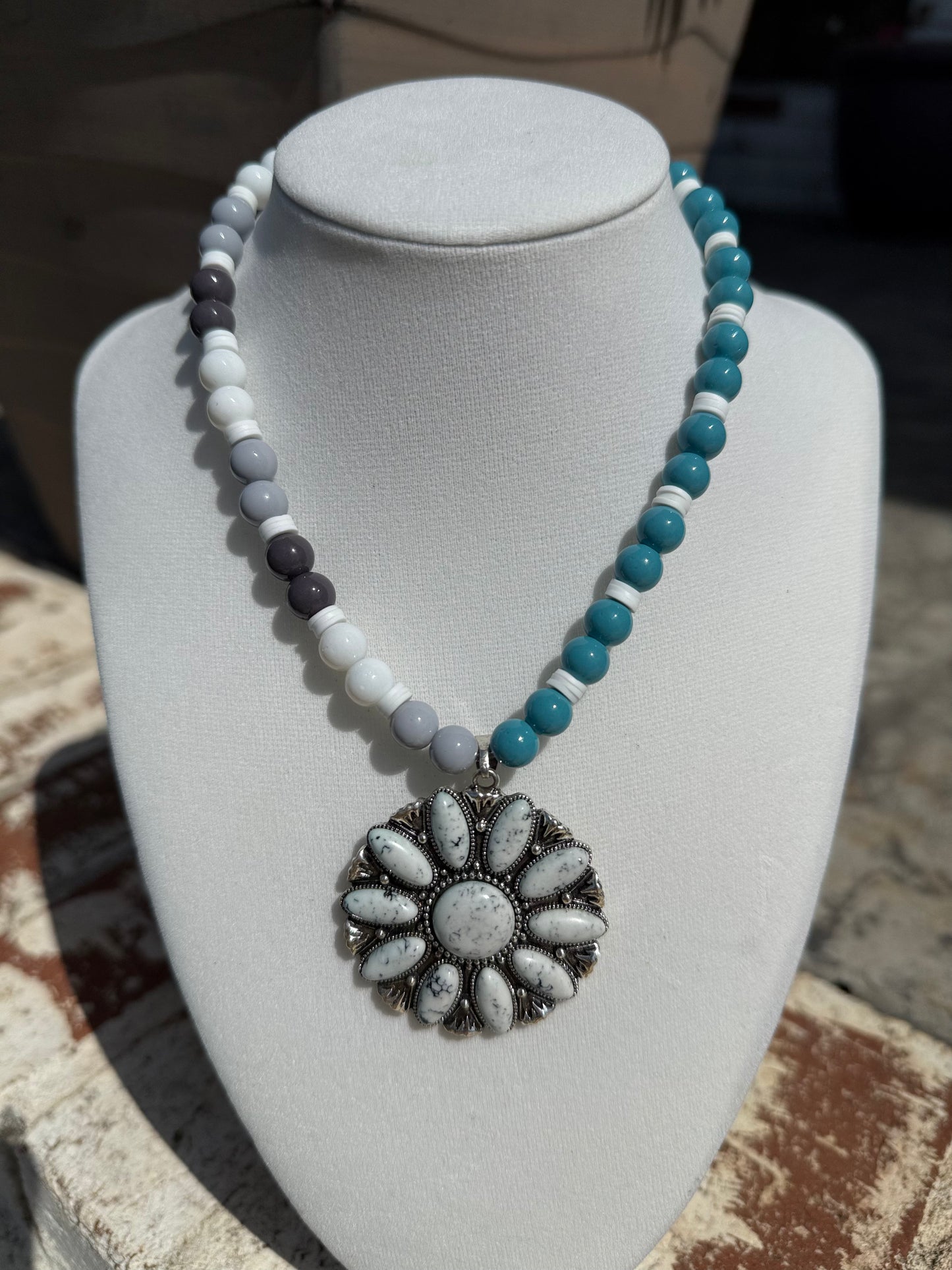 The Western Vibe Necklace