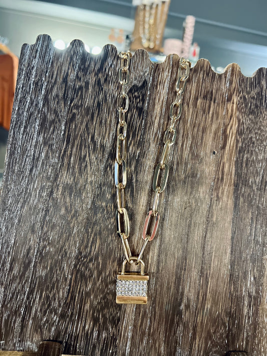 Gold Chain Diamond Locket